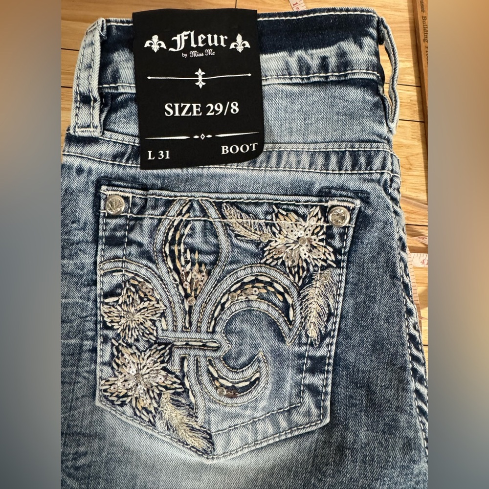 Fleur by Miss Me Mid-Rise Bootcut Jean ~NWT - Picture 10 of 11